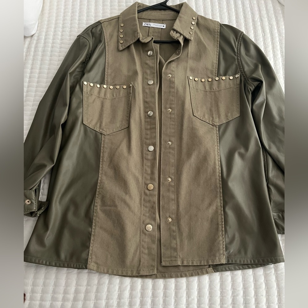 Zara Army green shirt size medium